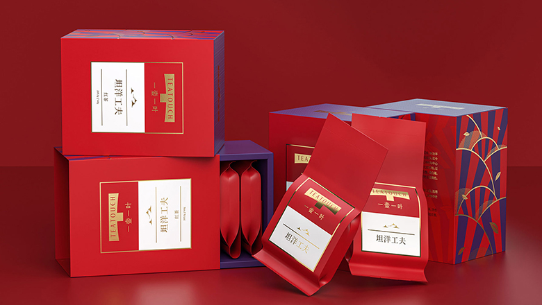 瓶裝紅色咖啡包裝設計_助力品牌高端定位